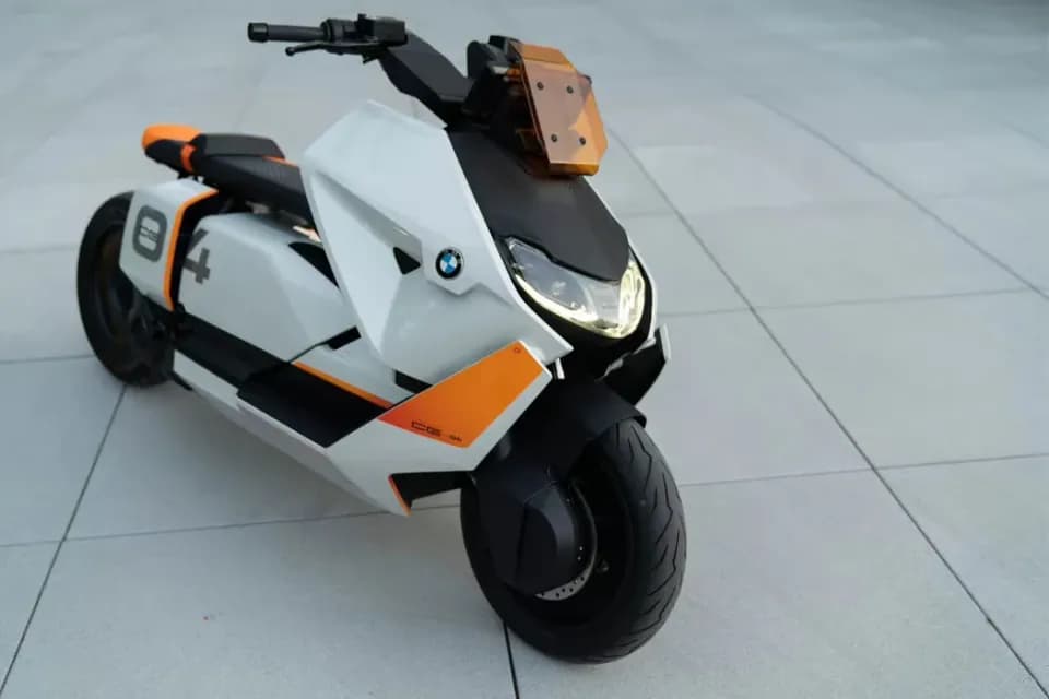 乗り物のデザイン，製品デザイン展示
