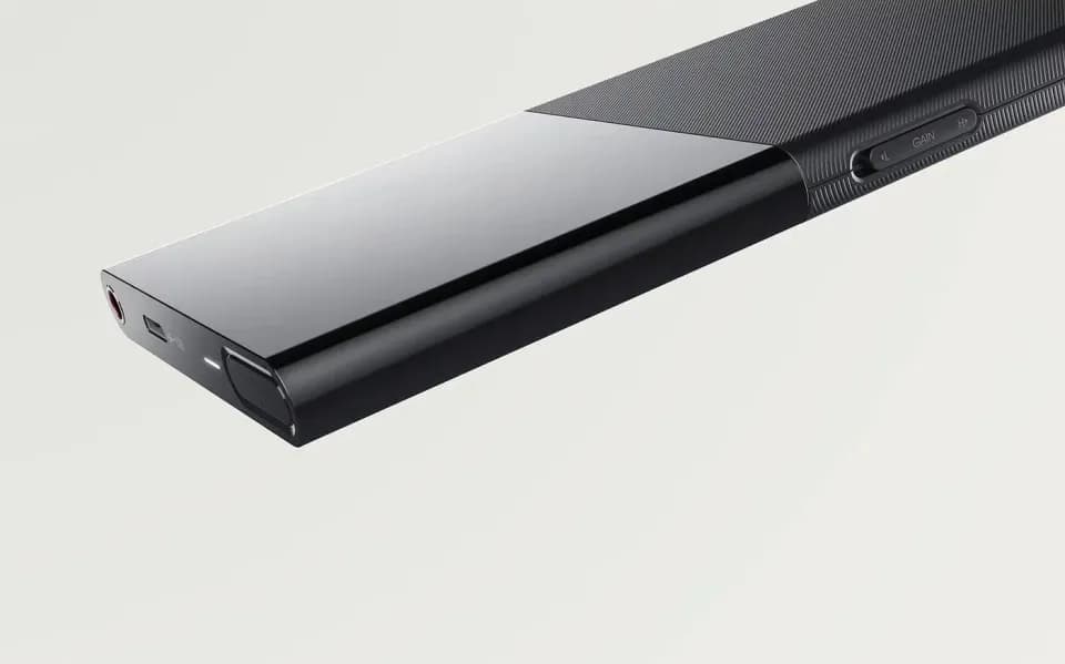 モバイルバッテリー，製品デザイン展示
