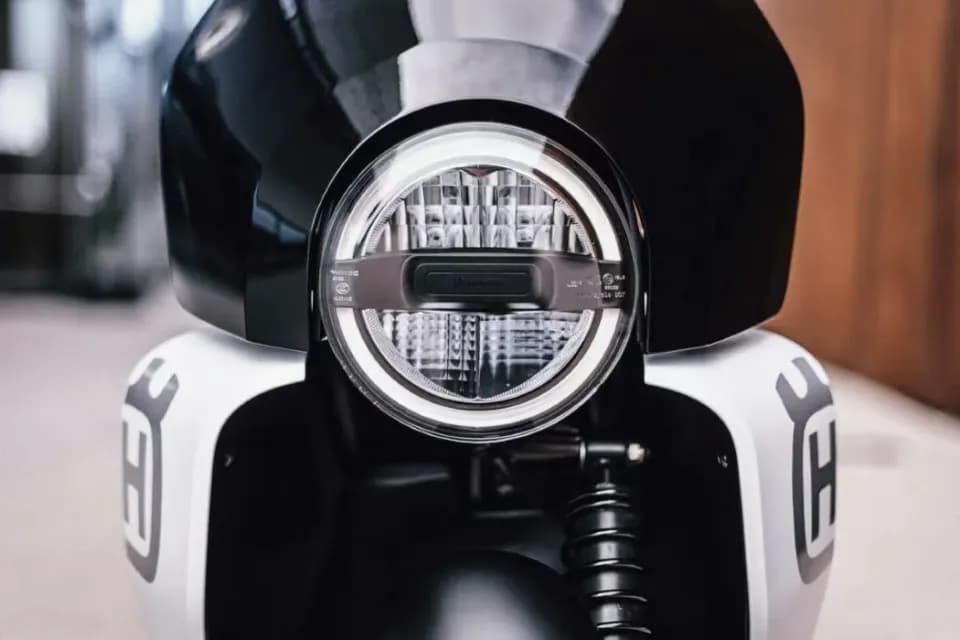 Motorcycle, Product design showcase