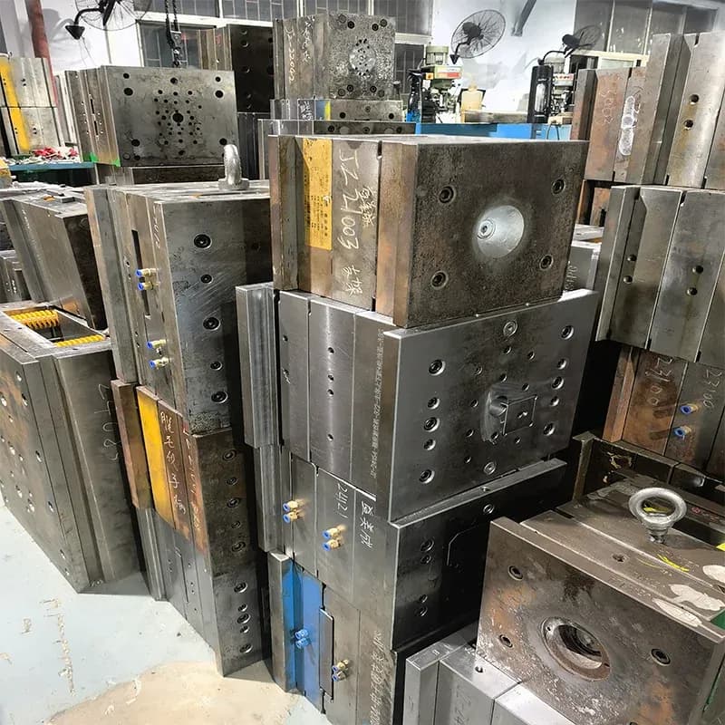 Mold assembly, Workshop photography