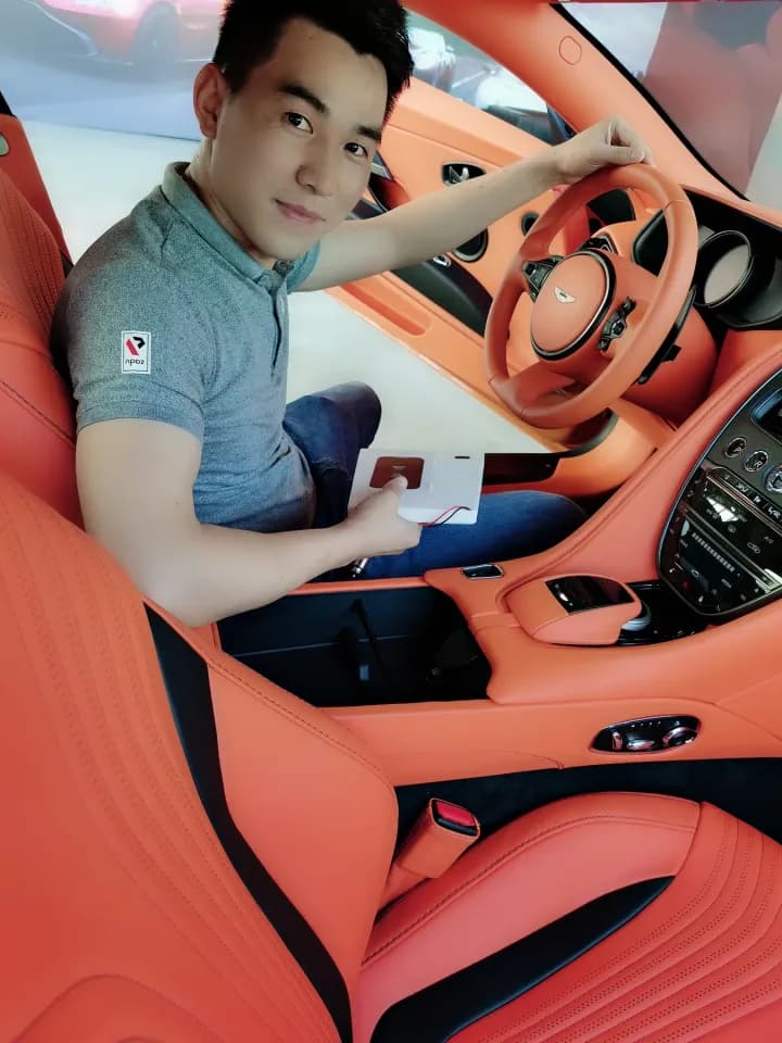 自動車部品・リバースエンジニアリング，現場写真